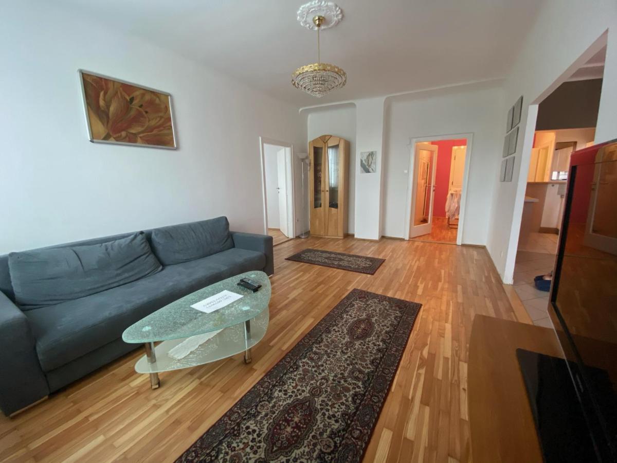 Apartment Domino Wiedeń Zewnętrze zdjęcie